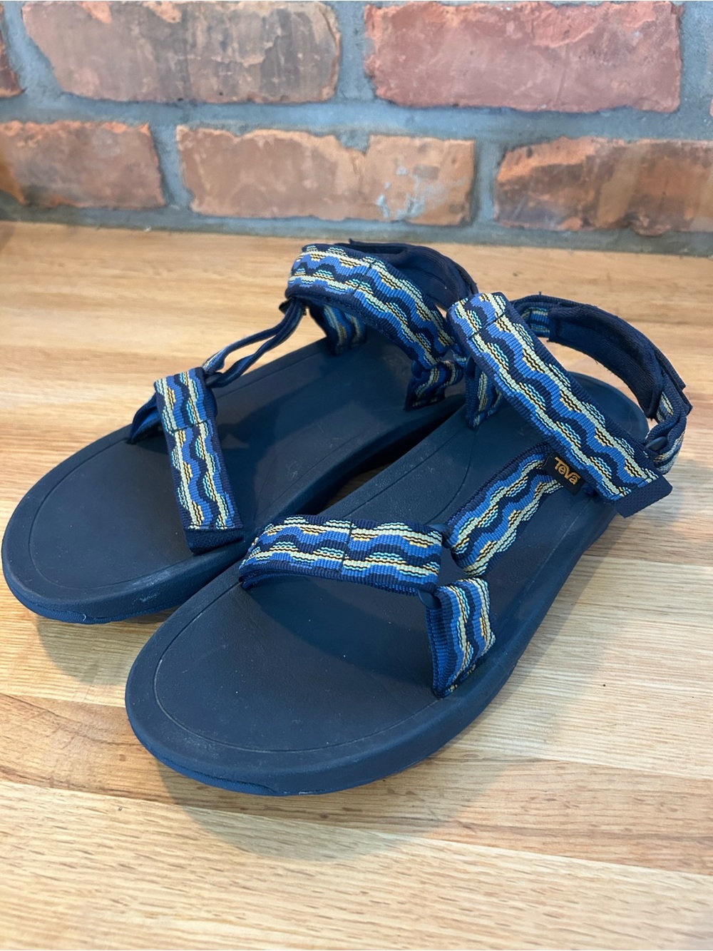 Teva M7/L9 Blue and Yellow Hurricane XLT 2